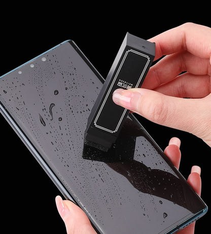 Disposable screen cleaner mobile phone